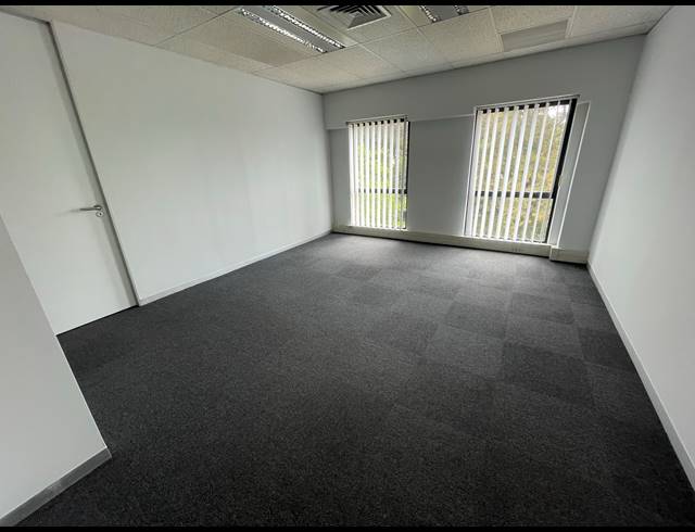 822M² OFFICE TO LET IN PARKTOWN